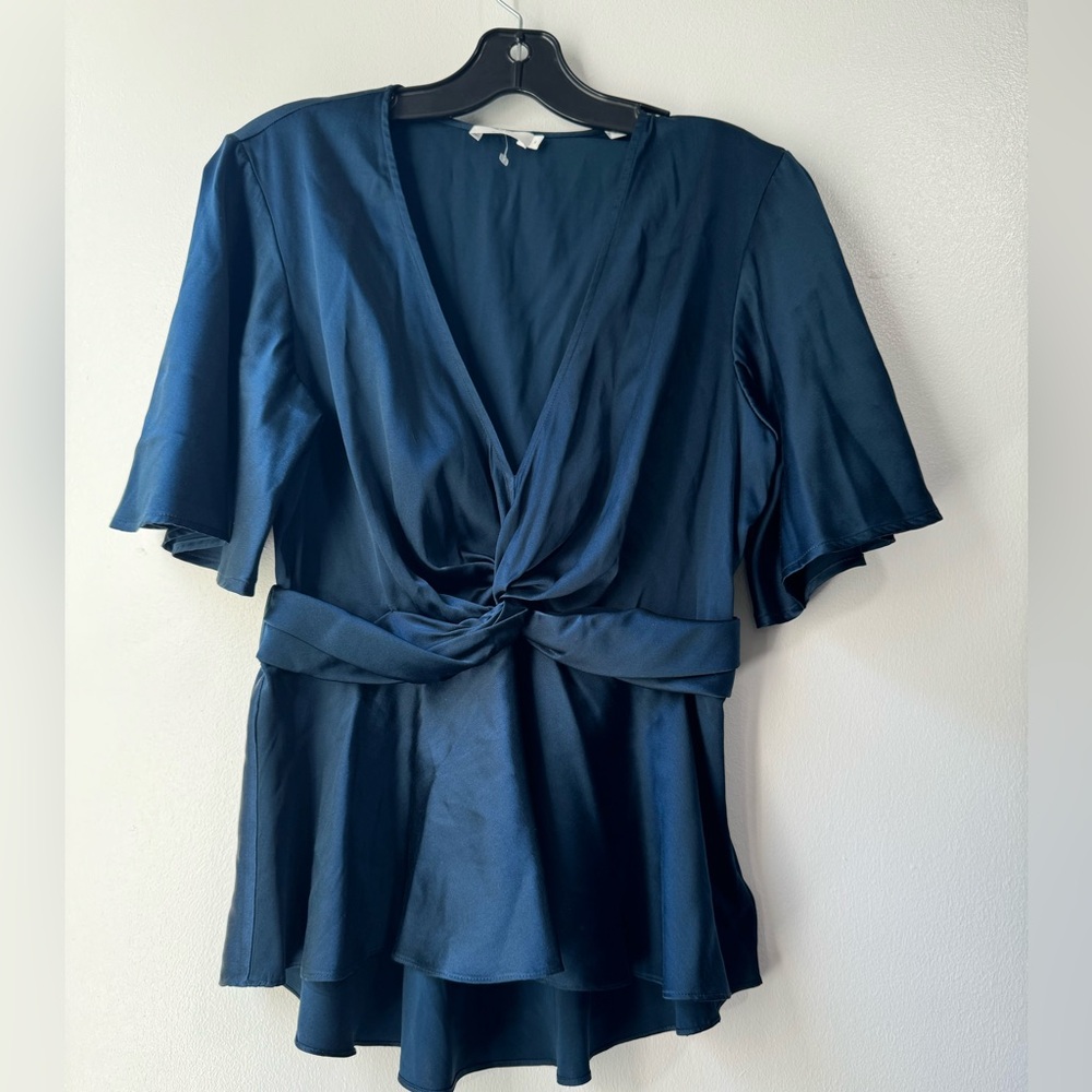 A.L.C Alma Silk Flutter Sleeve V Neck Top Size 6